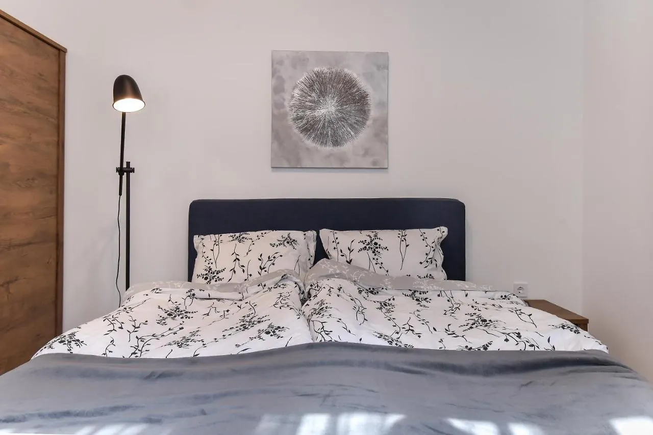 Cosy & Renovated 2Bd Flat Near Vitoshka By Flat Mаnager Apartment Sofia