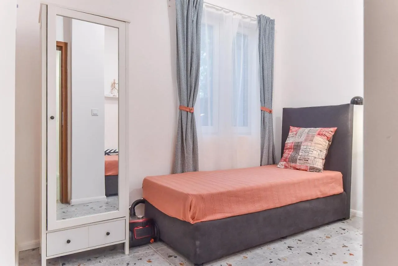 Cosy & Renovated 2Bd Flat Near Vitoshka By Flat Mаnager Apartment Sofia